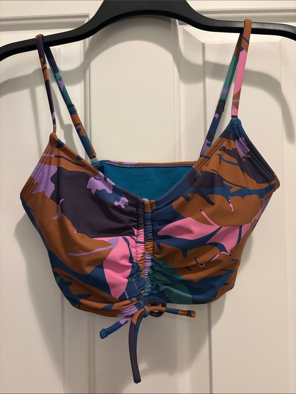 NWOT Shade & Shore multi color bathing suit top, size M (8-10)